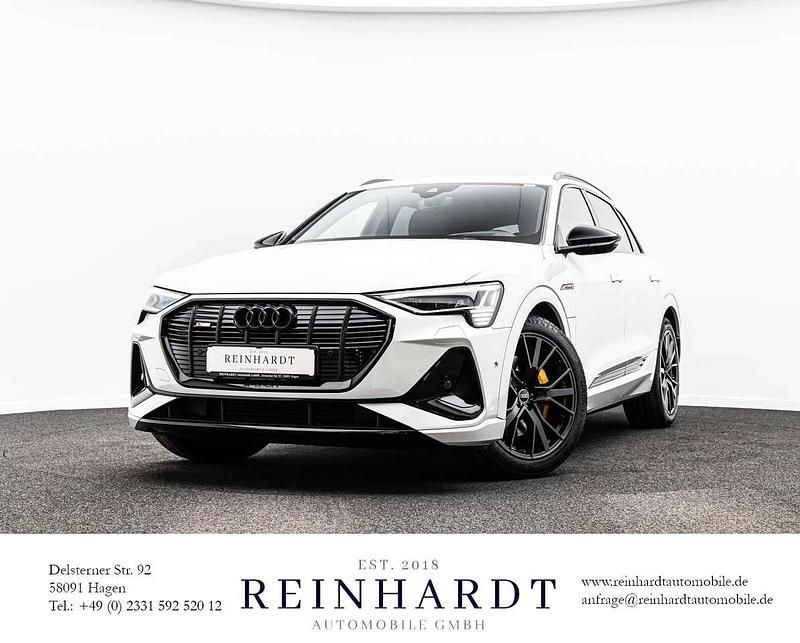 Gletscherweiß metallic Gebraucht 2022 Audi e-tron Black Edition SUV | 39.848 € (Fairer Preis) - Bild 1/1