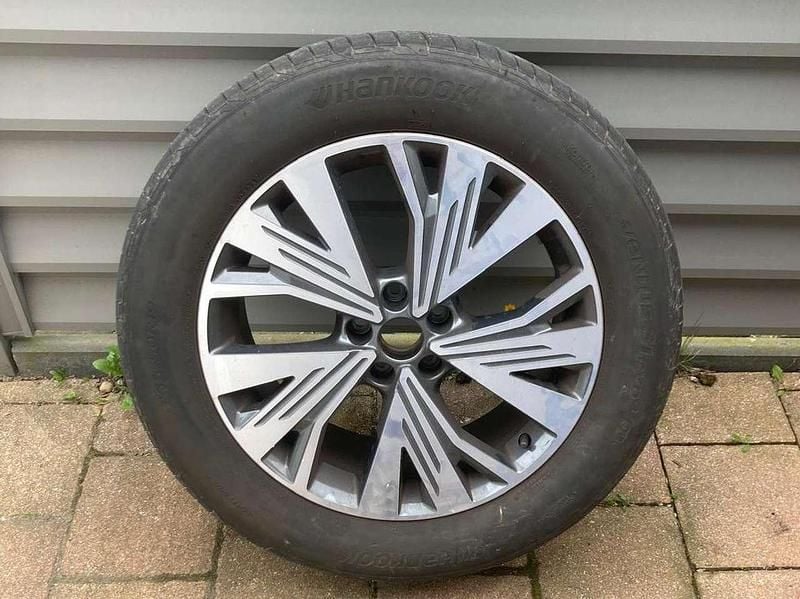 Gebraucht Audi Q4 Sportback e-tron Advanced 210 kW (286 PS) 2024 Weiß SUV