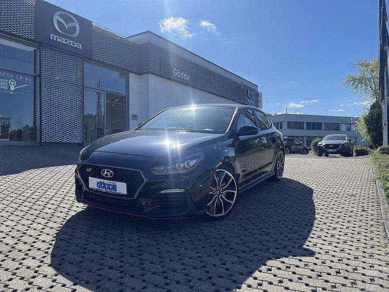 Schwarz Gebraucht 2020 Hyundai i30 N Performance Limousine | 27.490 € (Fairer Preis) - Bild 1/4