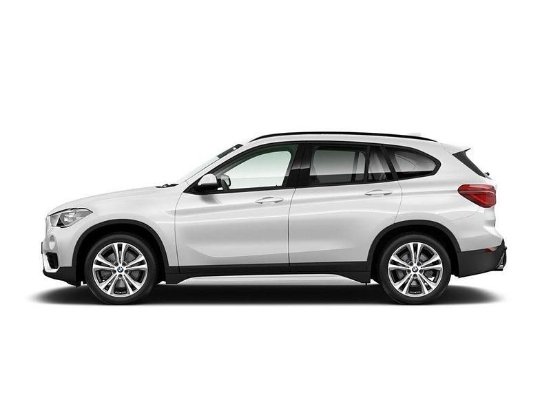 Gebraucht BMW X1 Sport Line 190 PS (139 kW) 2019 Mineralweiß metallic SUV