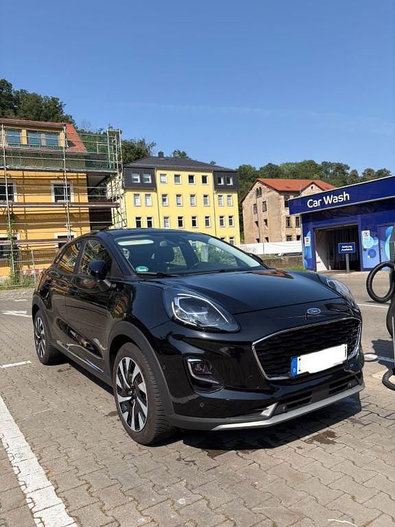 Schwarz Gebraucht 2023 Ford Puma Titanium SUV | 16.500 € (Superpreis) - Bild 1/4