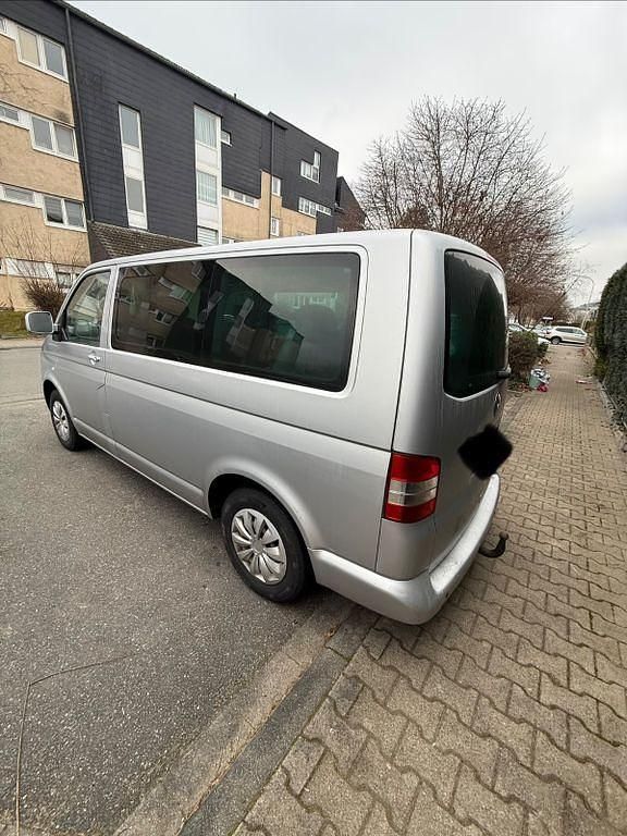 Gebraucht VW Multivan 105 PS (77 kW) 2005 Silber Van