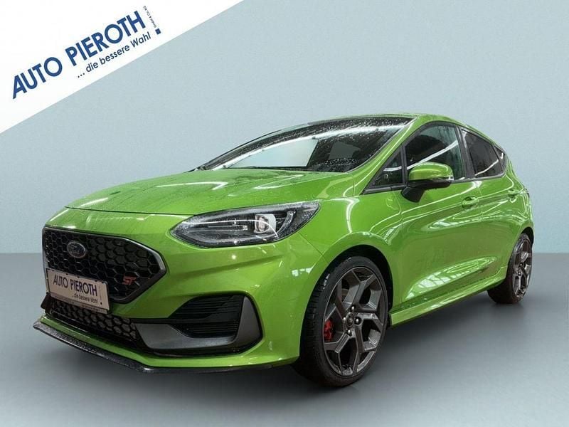 Mean green metallic Gebraucht 2023 Ford Fiesta ST Kleinwagen | 23.850 € (Fairer Preis) - Bild 1/4