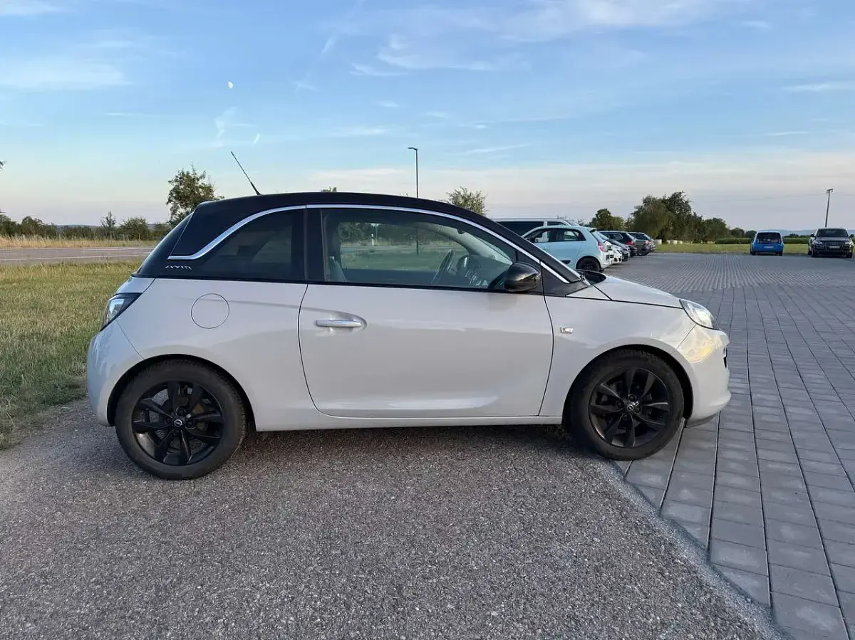 Gebraucht Opel Adam Unlimited 87 PS (63 kW) 2016 Greyhood (427a)/stardust grey Kleinwagen