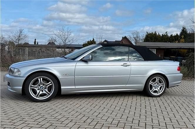 Gebraucht BMW 320 170 PS (125 kW) 2003 Silber Cabrio