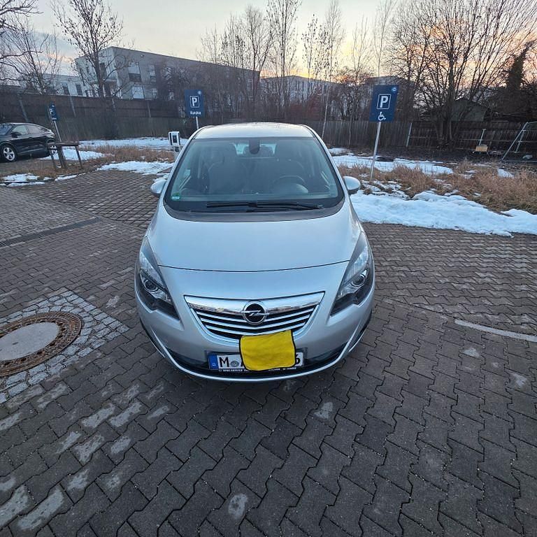 Gebraucht Opel Meriva 99 PS (72 kW) 2011 Silber Van / Kleinbus