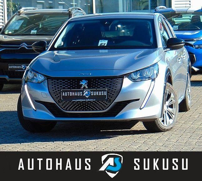 Grau Gebraucht 2022 Peugeot e-208 Active Kleinwagen | 15.990 € (Fairer Preis) - Bild 1/4