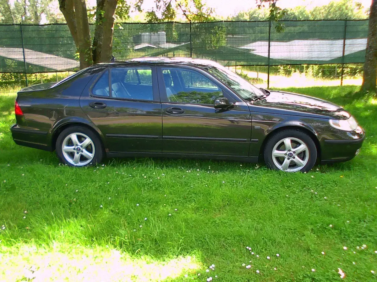Gebraucht Saab 9-5 185 PS (136 kW) 2002 Schwarz Limousine