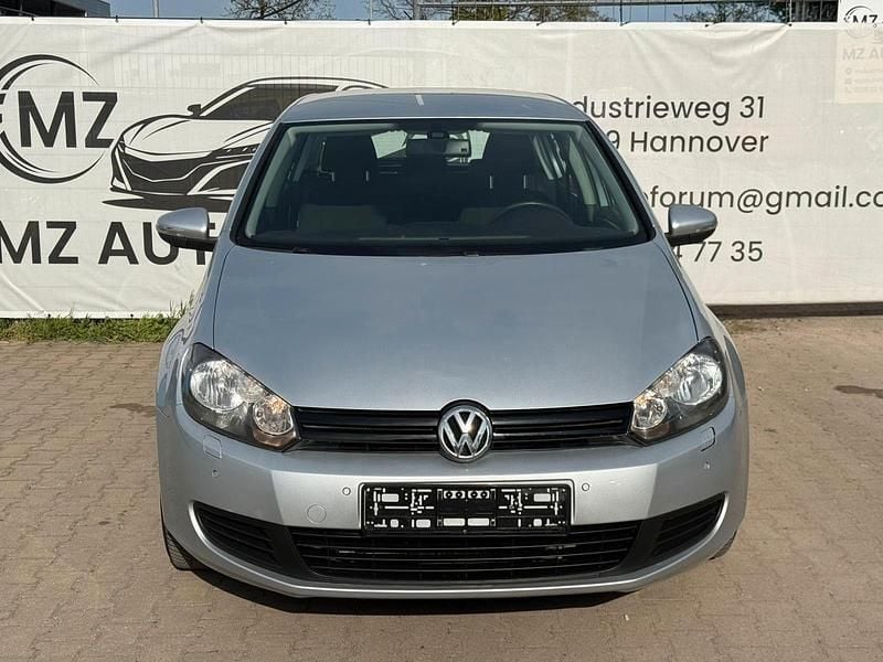 Occasion VW Golf VII Trendline 80 ch (58 kW) 2012 Argent Citadine