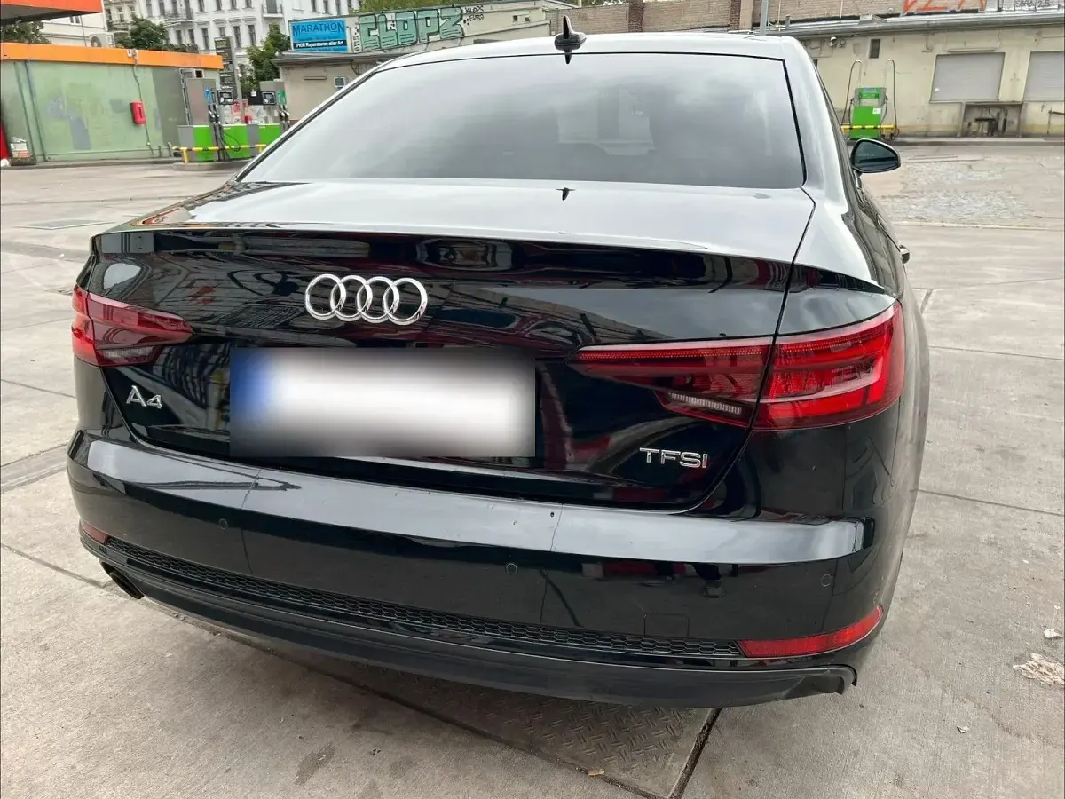 Gebraucht Audi A4 S-Line 150 PS (110 kW) 2018 Schwarz Limousine