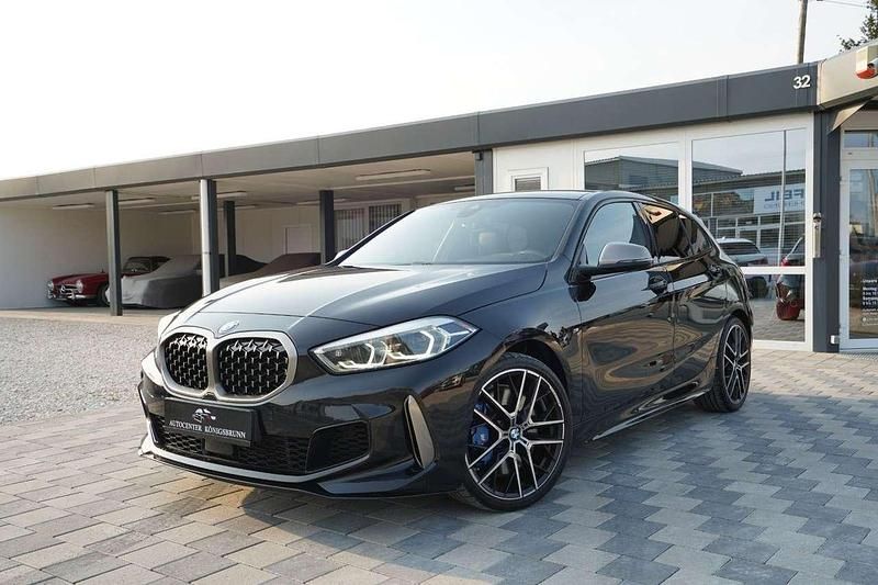 Saphirschwarz Gebraucht 2020 BMW 135 Kleinwagen | 31.950 € (Fairer Preis) - Bild 1/4