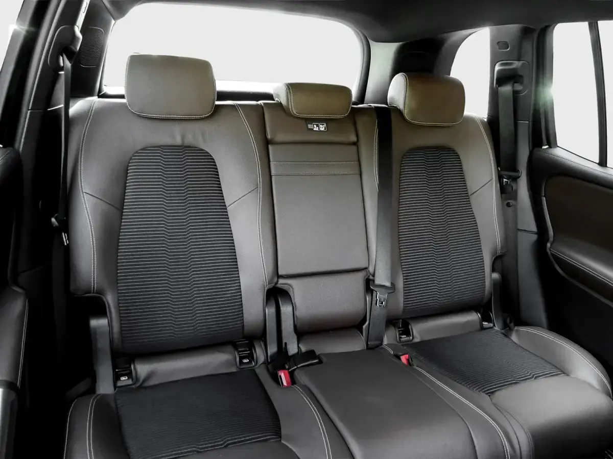 Gebraucht Mercedes GLB220 190 PS (139 kW) 2022 Schwarz SUV
