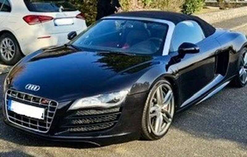 Schwarz Gebraucht 2010 Audi R8 Spyder Cabrio | 78.900 € - Bild 1/4