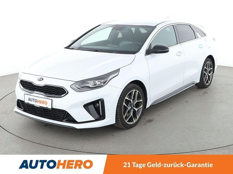Weiß Gebraucht 2020 Kia ProCeed GT-Line Kleinwagen | 17.720 € (Guter Preis) - Bild 1/3