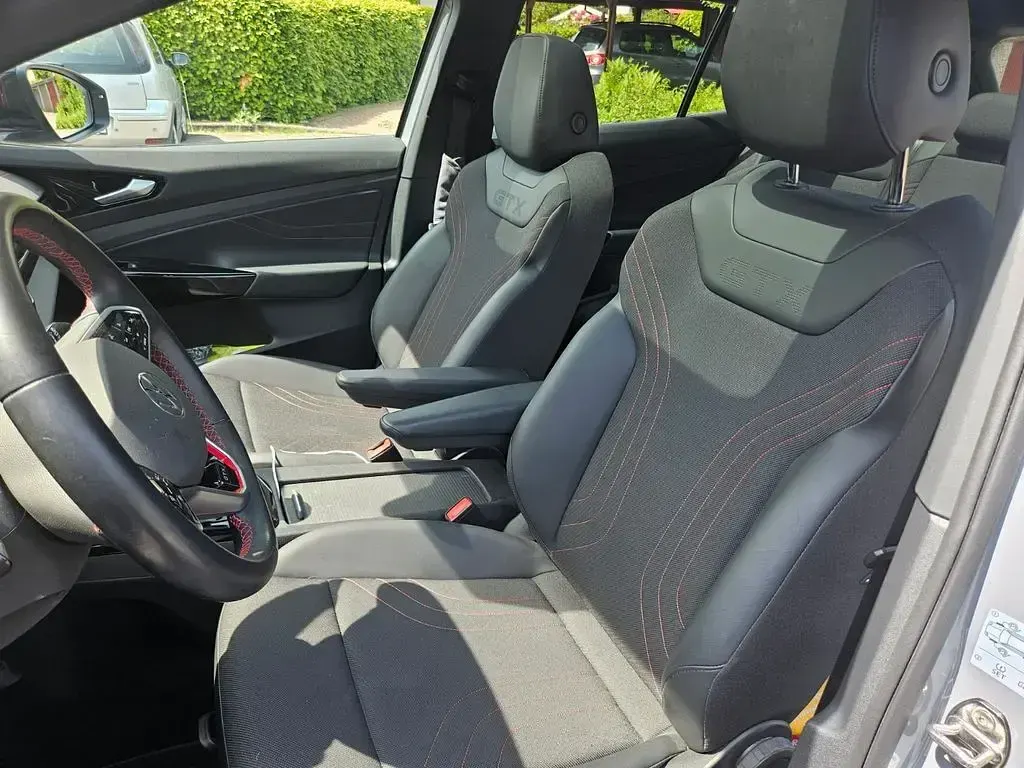 Gebraucht VW ID.4 GTX 219 kW (299 PS) 2023 Grau SUV