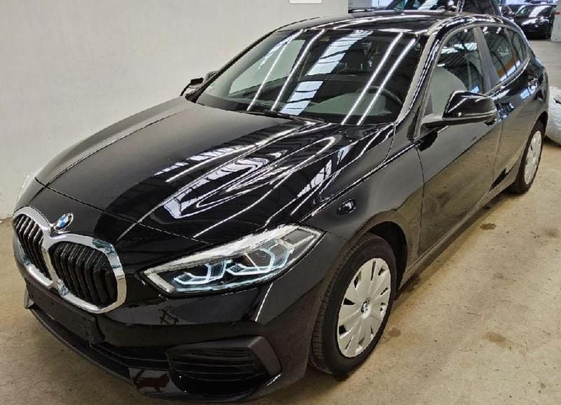 Schwarz Gebraucht 2021 BMW 116 Kleinwagen | 14.637 € (Fairer Preis) - Bild 1/4