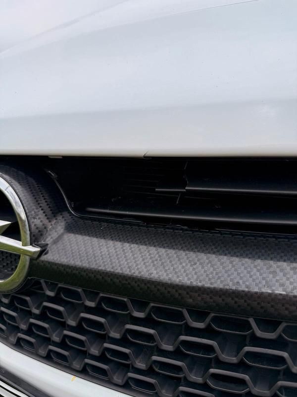 Second-hand Opel Adam 87 CP (63 kW) 2017 Alb Hatchback