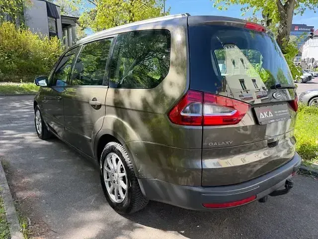 Gebraucht Ford Galaxy Trend 180 PS (132 kW) 2011 Grün Van / Kleinbus