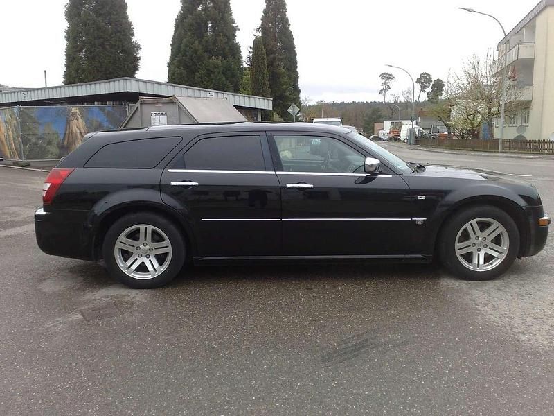 Gebraucht Chrysler 300C Touring 218 PS (160 kW) 2006 Schwarz Kombi