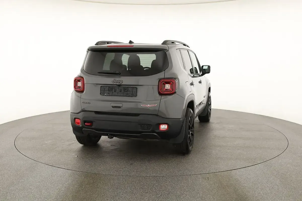 Gebraucht Jeep Renegade Trailhawk 170 PS (125 kW) 2020 Sting gray SUV