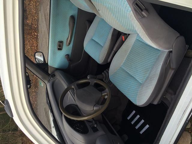 Gebraucht Nissan Micra 73 PS (53 kW) 1995 Weiß Kleinwagen