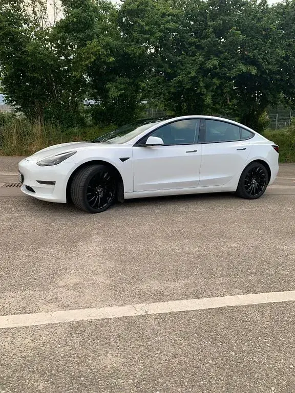 Gebraucht Tesla Model 3 359 kW (489 PS) 2021 Weiß Limousine
