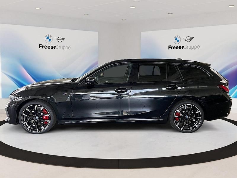 Neu BMW 330 Shadowline 286 PS (210 kW) 2025 Schwarz