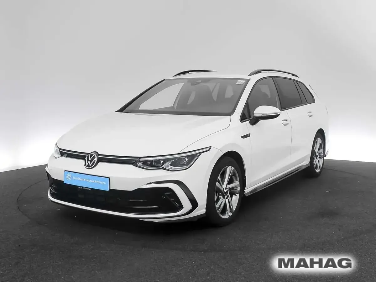 Gebraucht VW Golf VIII R-line 150 PS (110 kW) 2024 Pure white Kombi
