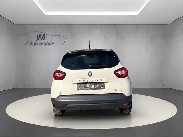 Gebraucht Renault Captur Dynamique 90 PS (66 kW) 2015 Beige SUV