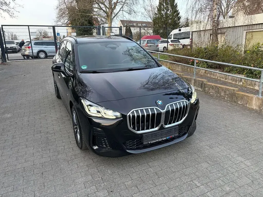 Gebraucht BMW 218 Active Tourer M Sport 150 PS (110 kW) 2022 Black sapphire metallic Van / Kleinbus
