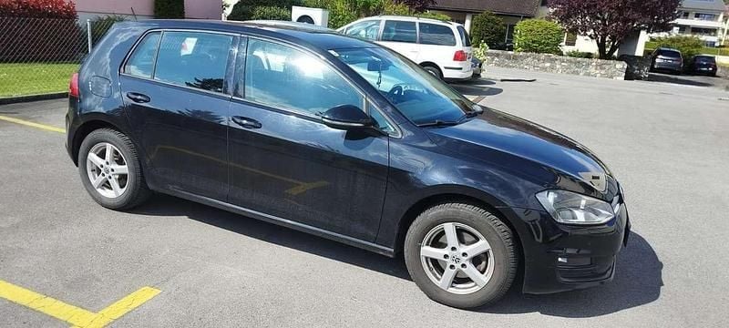 Schwarz Gebraucht 2016 VW Golf VII Limousine | 11.000 € (Superpreis) - Bild 1/4