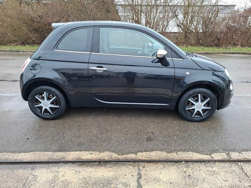 Gebraucht Fiat 500 Lounge 69 PS (50 kW) 2011 Schwarz Kleinwagen