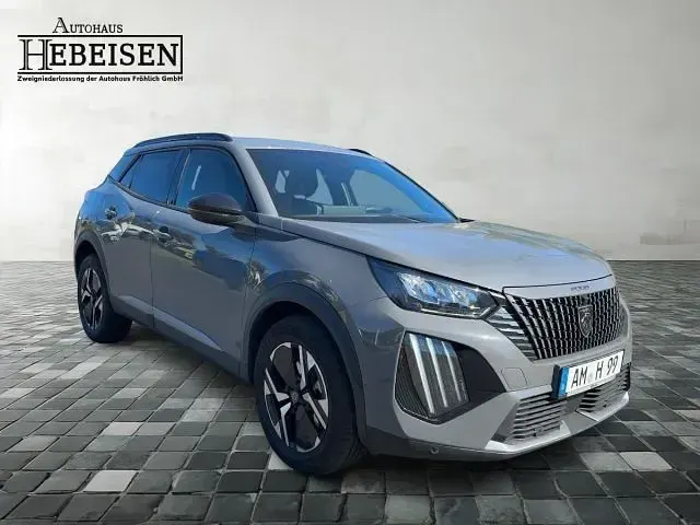 Gebraucht Peugeot 2008 Allure 136 PS (100 kW) 2025 Grau SUV
