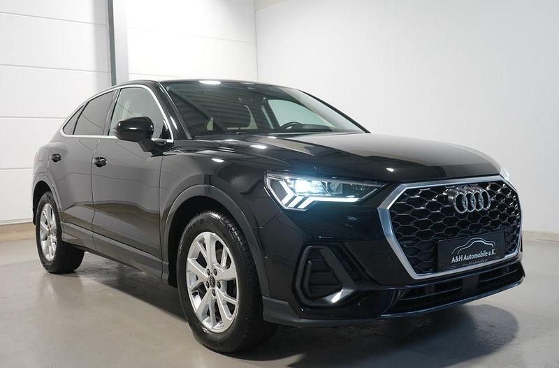 Schwarz Gebraucht 2023 Audi Q3 Sportback Performance SUV | 31.980 € (Guter Preis) - Bild 1/4