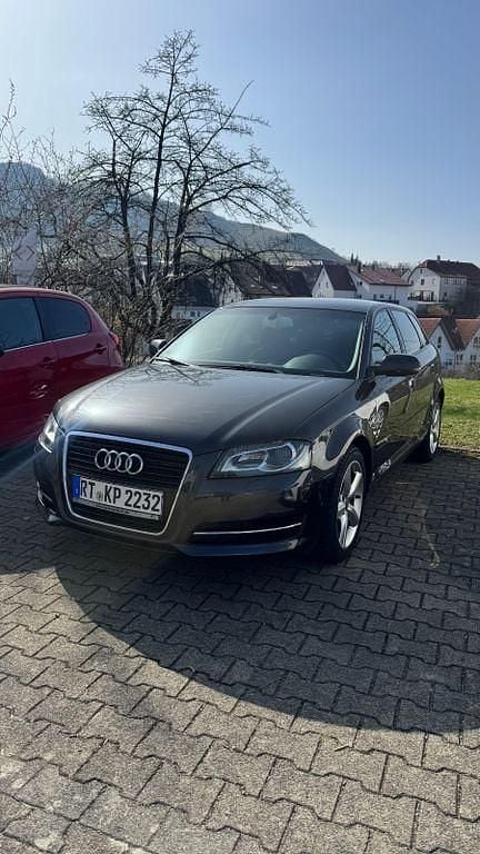 Gebraucht Audi A3 Ambition 160 PS (117 kW) 2012 Grau Kleinwagen