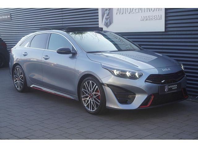 Gebraucht Kia ProCeed GT 204 PS (150 kW) 2022 Silber (lunarsilber metallic) Kombi