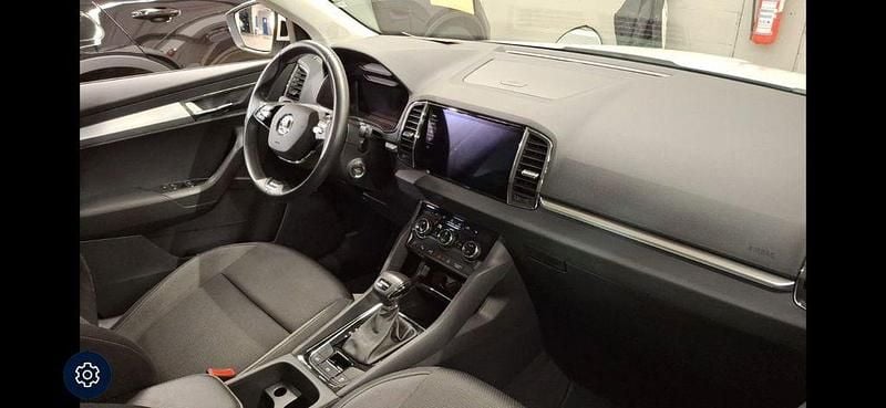 Gebraucht Skoda Karoq 116 PS (85 kW) 2022 Weiß SUV