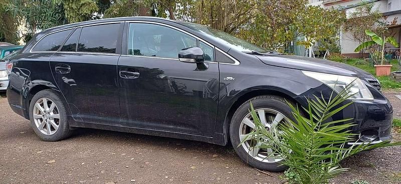 Gebraucht Toyota Avensis Executive 150 PS (110 kW) 2009 Schwarz Kombi