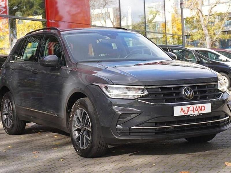 Gebraucht VW Tiguan Active 150 PS (110 kW) 2022 Grau SUV