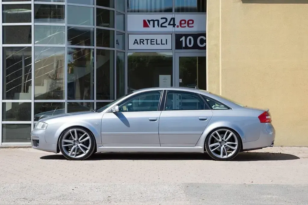 Gebraucht Audi RS6 Sport 450 PS (330 kW) 2004 Grau Limousine
