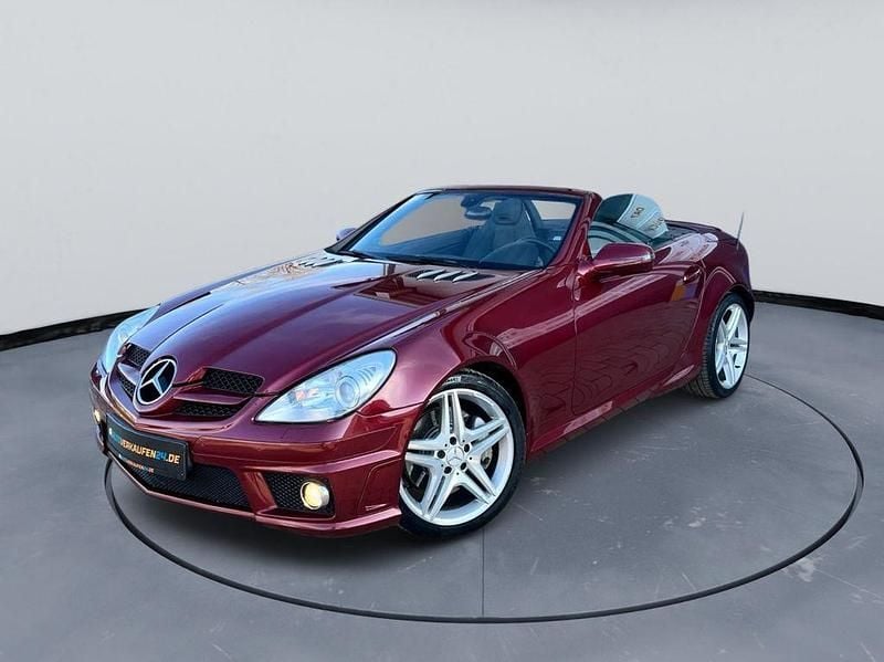 Rot Gebraucht 2008 Mercedes SLK350 AMG line Cabrio | 13.990 € (Guter Preis) - Bild 1/4