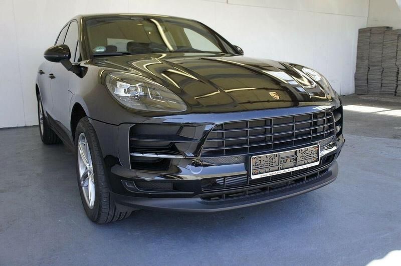Gebraucht Porsche Macan 252 PS (185 kW) 2019 Schwarz SUV