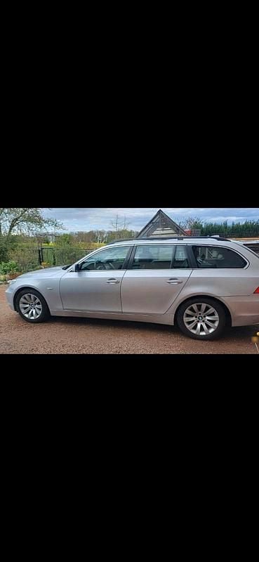 Gebraucht BMW 525 192 PS (141 kW) 2004 Silber Kombi