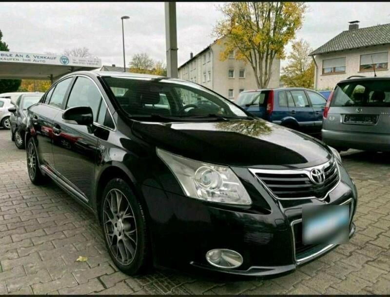 Schwarz Gebraucht 2012 Toyota Avensis Sport Limousine | 4.800 € (Superpreis) - Bild 1/4
