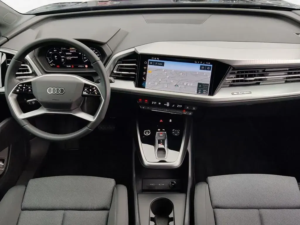 Gebraucht Audi Q4 e-tron Ambiente 150 kW (204 PS) 2025 Navarrablau metallic SUV