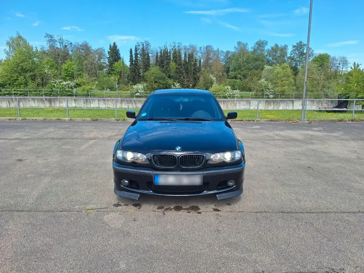 Gebraucht BMW 320 M Sport 170 PS (125 kW) 2002 Schwarz Limousine