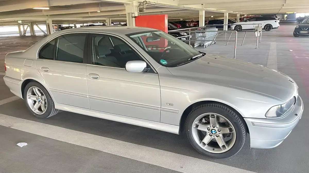 Gebraucht BMW 525 192 PS (141 kW) 2002 Silber Limousine
