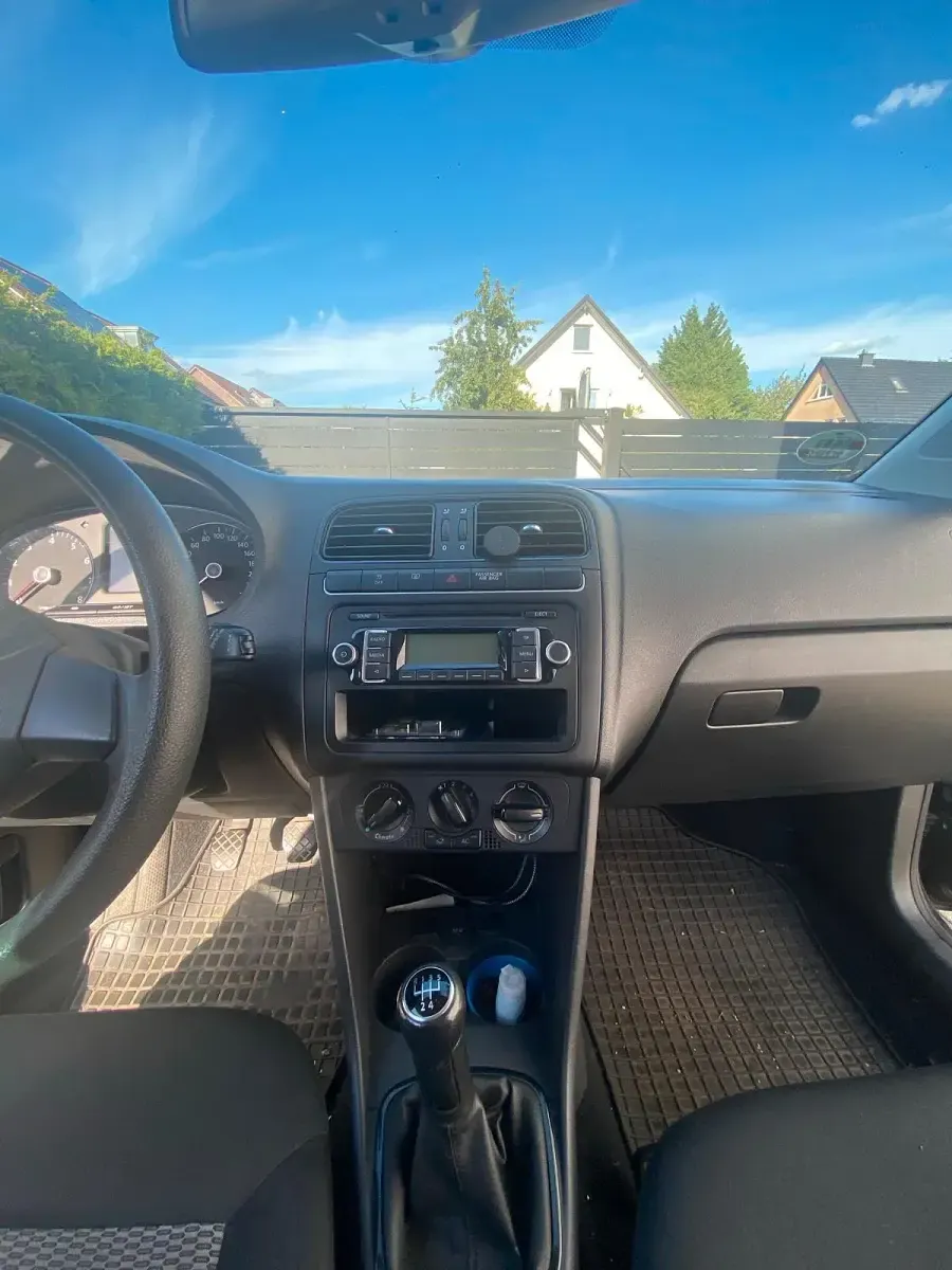 Gebraucht VW Polo Trendline 51 PS (37 kW) 2010 Schwarz Kleinwagen