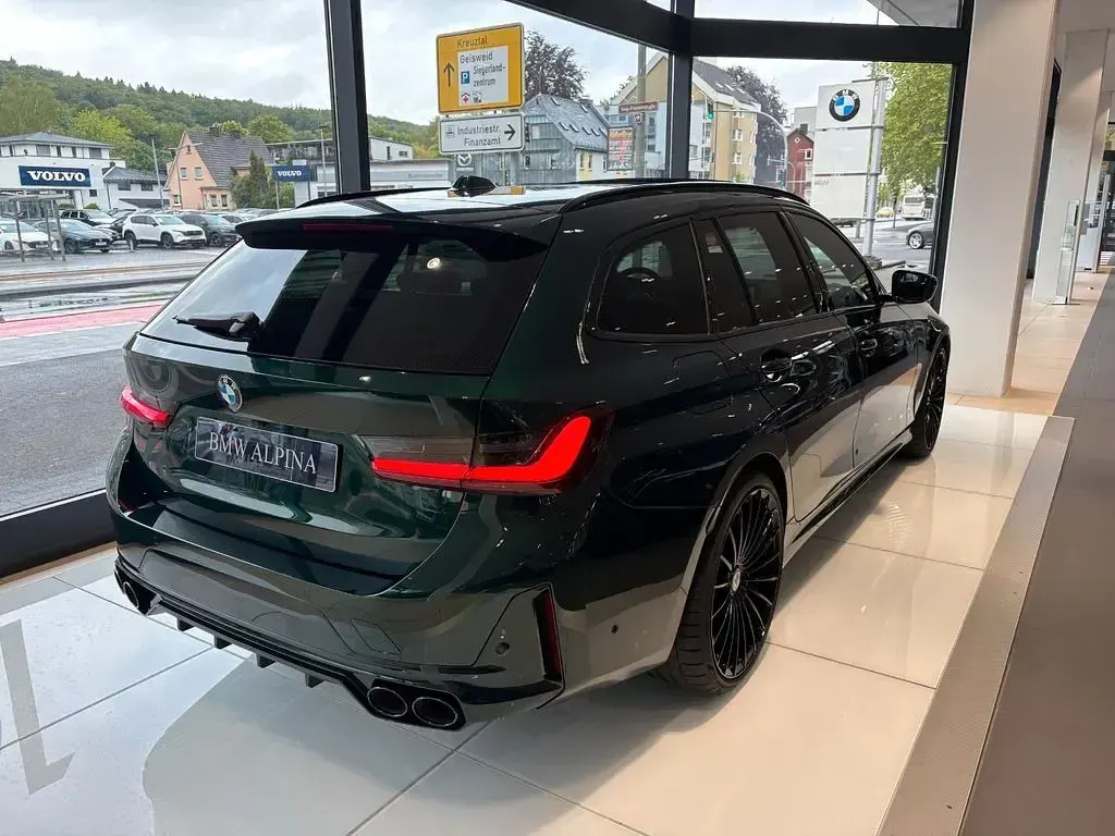 Neu Alpina D3 355 PS (261 kW) 2026 Grün Limousine