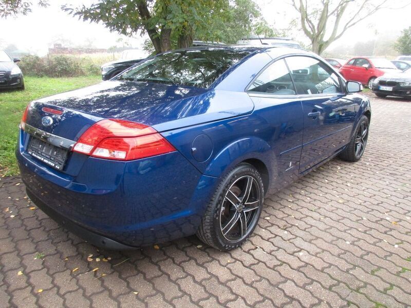 Gebraucht Ford Focus Cabriolet 145 PS (106 kW) 2009 Blau Cabrio